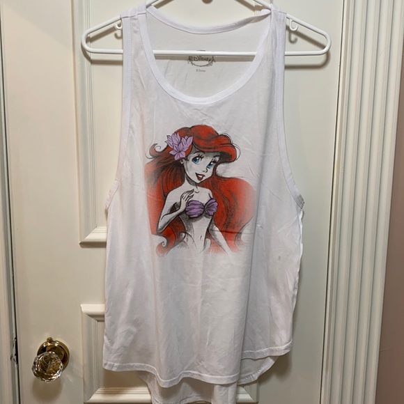 NWOT Ariel tank top